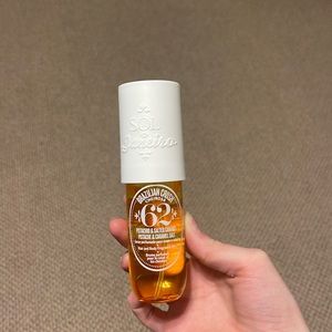 Sol Janeiro Brazilian crush! Brand new never been used! Smells like a dream!